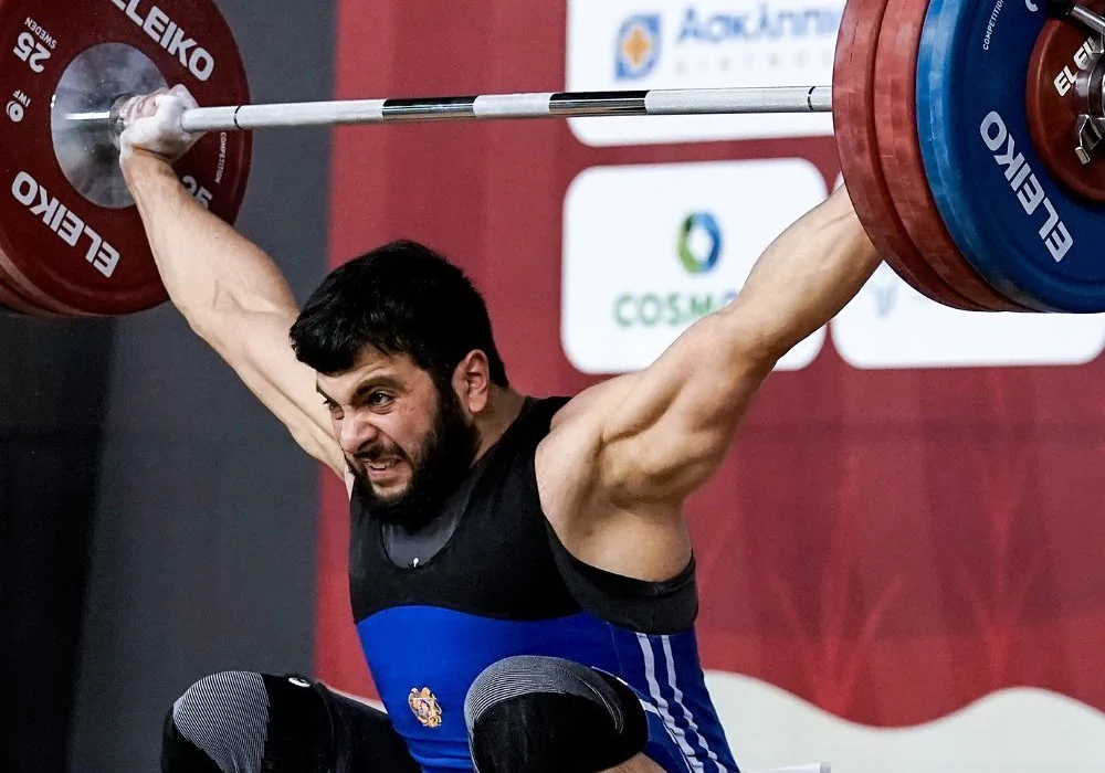 Тяжелоатлет Гарик Карапетян чемпион мира среди молодежи