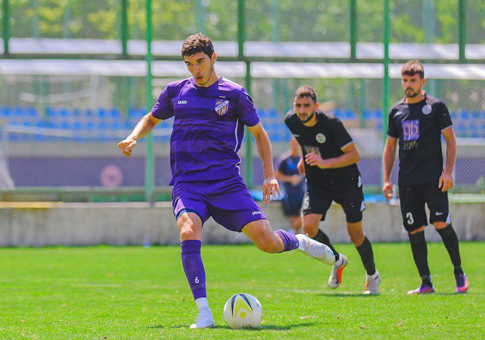 Sport armenia. Армянская футбольная лига. Гранд спорт Ереван. Первая лига.