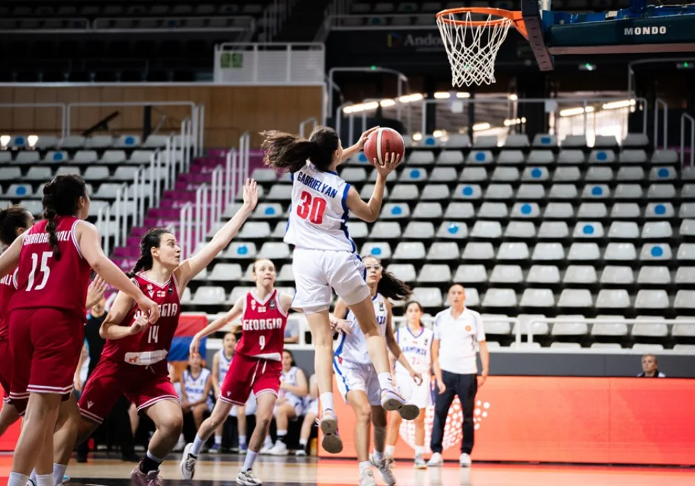 Армянские баскетболистки завершили выступление на ЧЕ до 16 лет