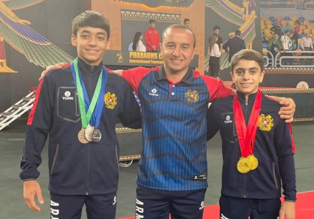 Гимнасты Манукян и Хачатрян завоевали 8 медалей в Каире