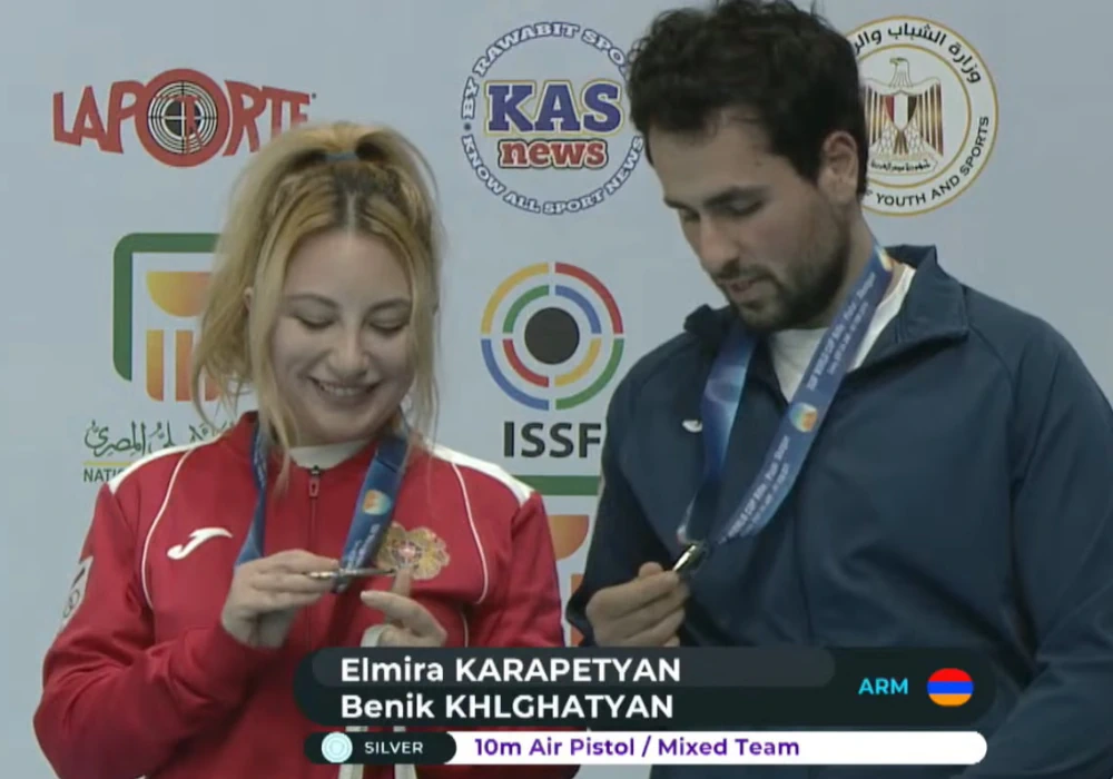 Эльмира Карапетян и Беник Хлгатян завоевали серебро в Каире