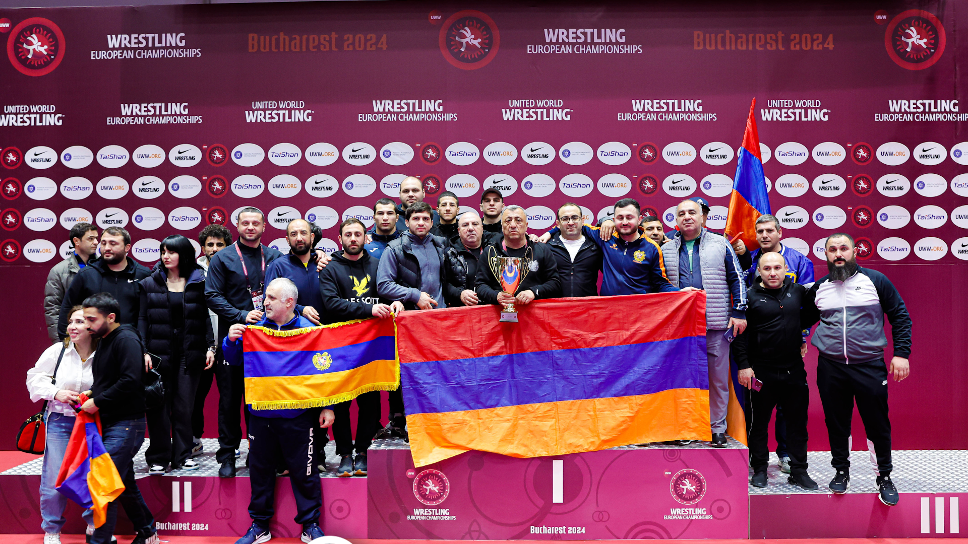 Армянские борцы отправляются в Стамбул за Олимпийскими лицензиями