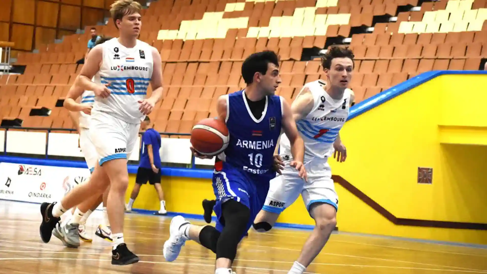 Armenia U18 team lost to Luxembourg in overtime