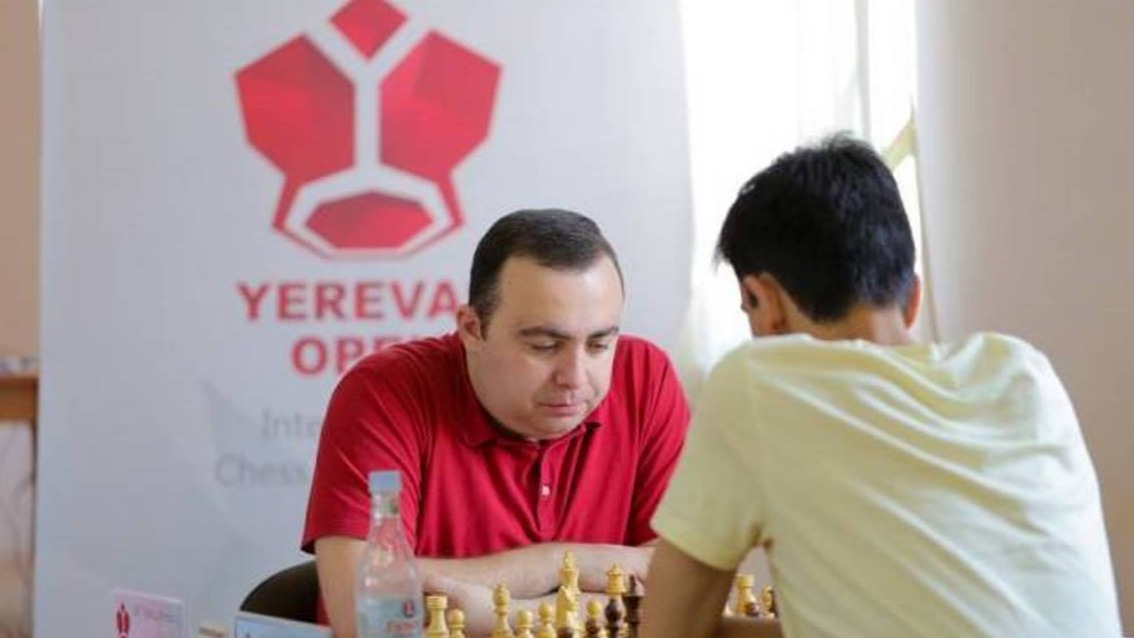 Платон Гальперин из Швеции лидирует на «Yerevan open»