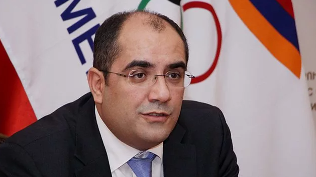 «Армянская школа тяжелой атлетики в числе сильнейших в мире»: Ростомян о победе Вараздата Лалаяна