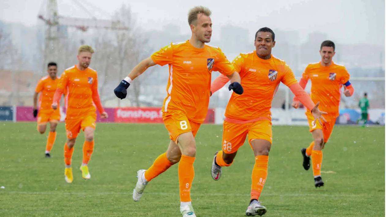 Сегодня «Урарту» играет с «Акроном»