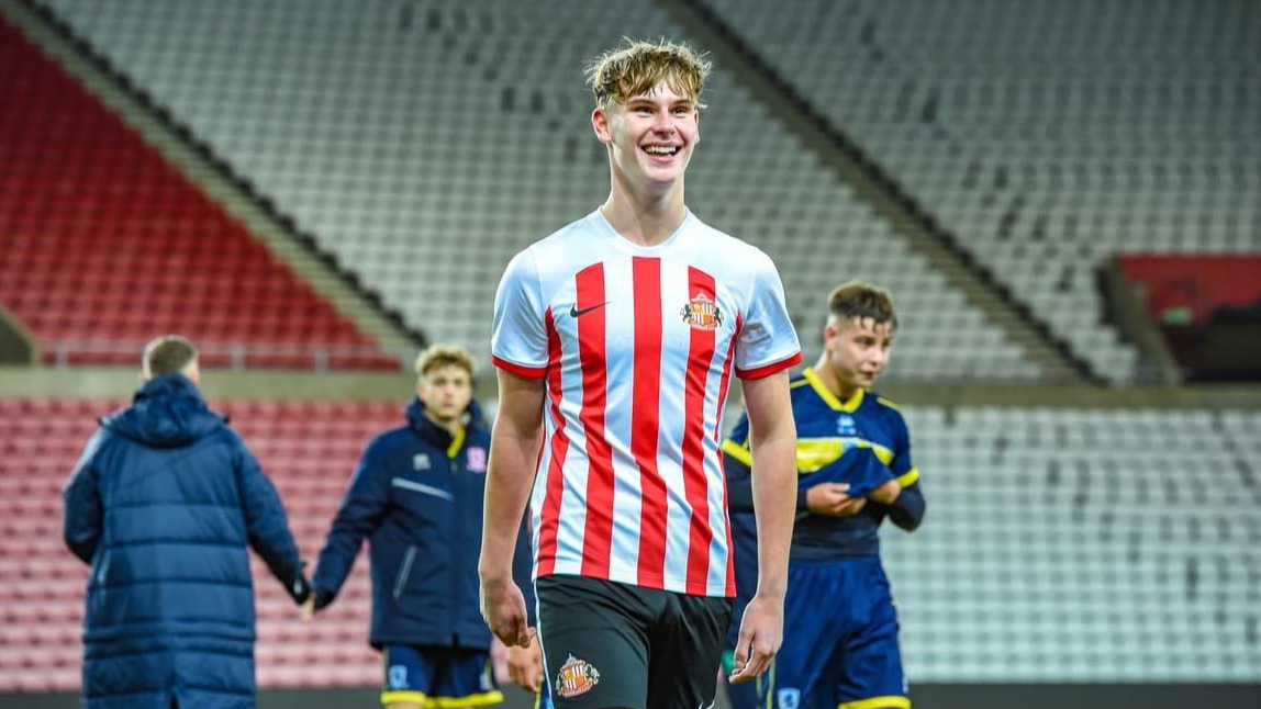 Финн Герагусян помог «Сандерленду» разгромить «Хаддерсфилд»