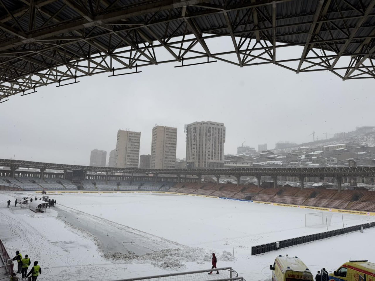 Суперкубок Армении-2025 перенесён из-за обильного снегопада в Ереване
