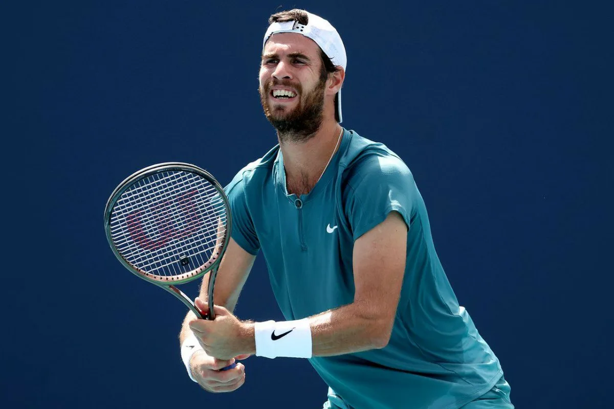 Карен Хачанов потерял позиции в обновлённом рейтинге ATP