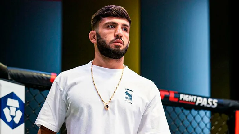 «Карма не промахивается». Царукян – о снятии Хукера с UFC 313 из-за перелома руки