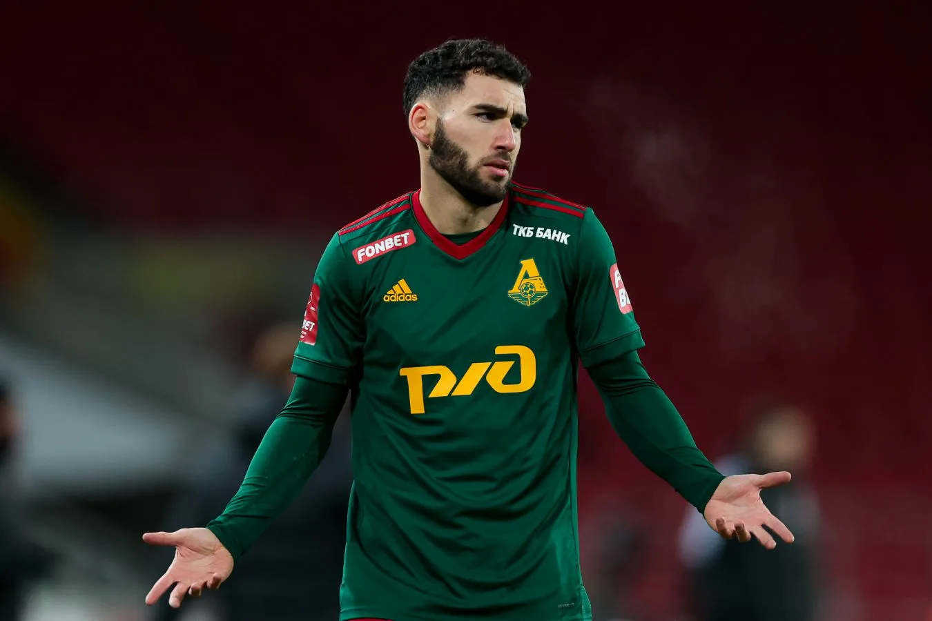 В «Локомотиве» резко отреагировали на информацию не продлевать контракт с Тикнизяном