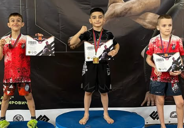 Этумян победил в дебютном бою на Urartu FC