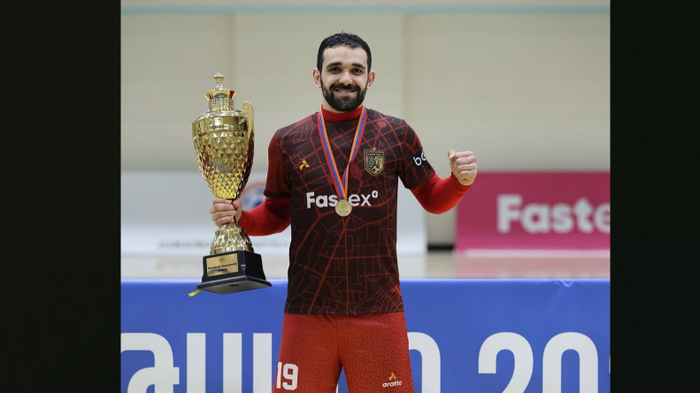 Мигран Дерменджян признан лучшим игроком чемпионата Армении по футзалу