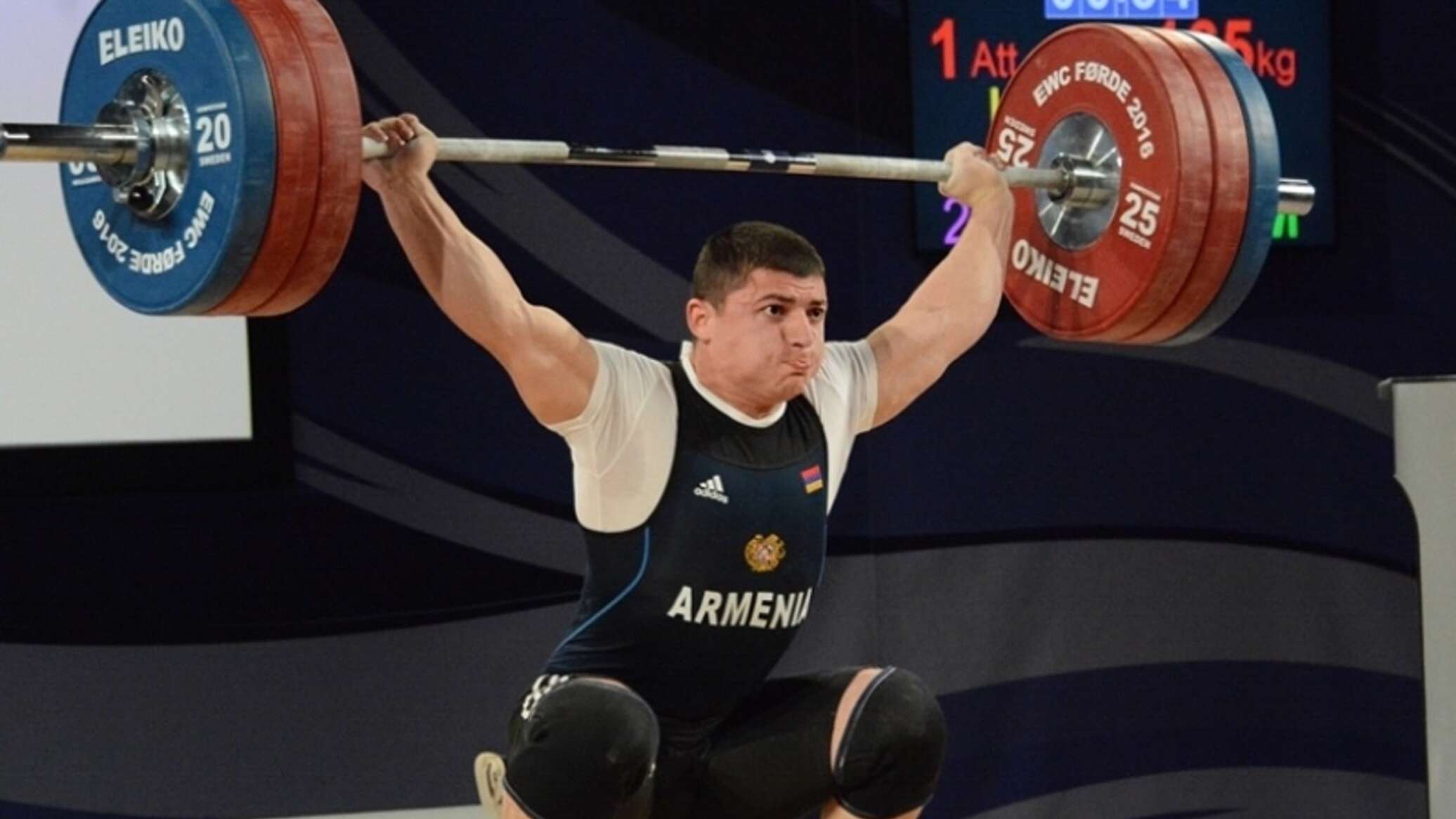 Титулованный армянский тяжелоатлет Карапетян сменил спортивное гражданство