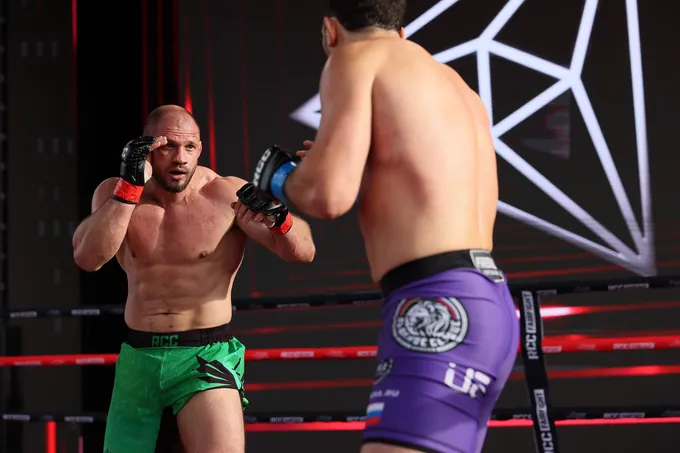 Петросян уступил Штыркову на RCC