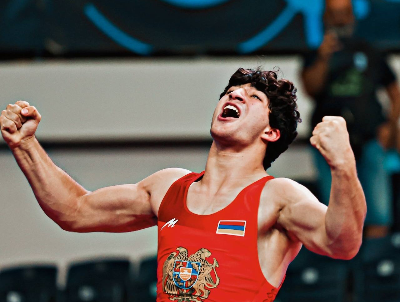 Представитель Армении встретиться с борцами из Украины, Сербии и Финляндии на мировом первенстве