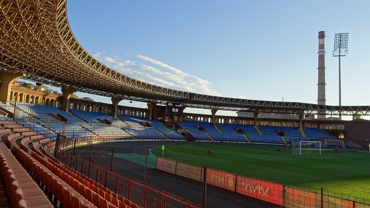 Известна готовность стадиона в Ереване