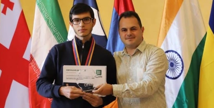 Армен Давтян победил на турнире в Цискадхзоре