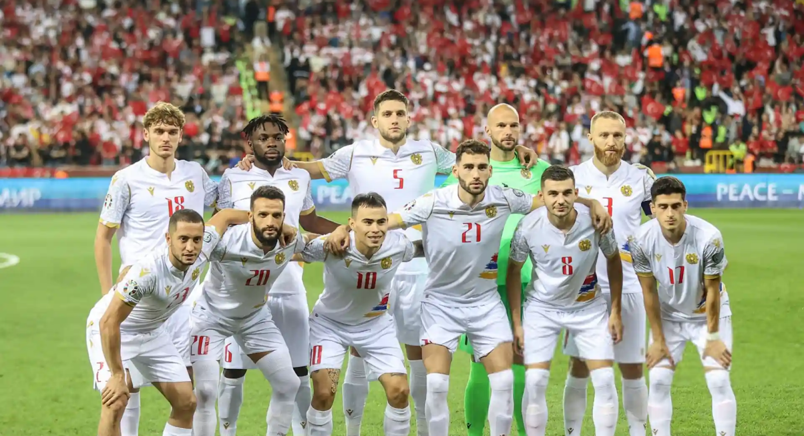 Сборная Армении в Порту на матч с Португалией