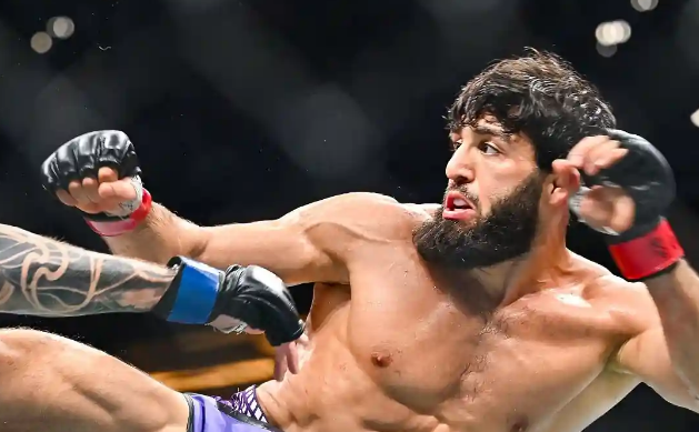 Царукян поднялся в мировом рейтинге UFC и укрепил статус претендента