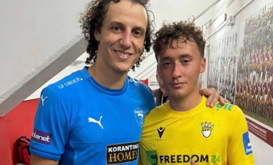 Эрик Давидян сыграл против команды Давида Луиса на Кипре