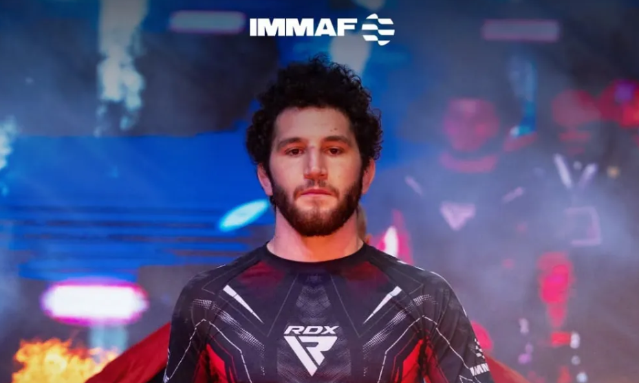 Спартак Микаелян — лучший любительский боец MMA 2025 года