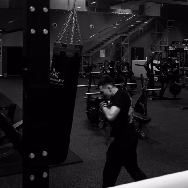 ПаханСтавит