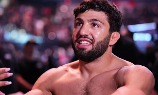 Пимблетт назвал слабым грепплинг Царукяна