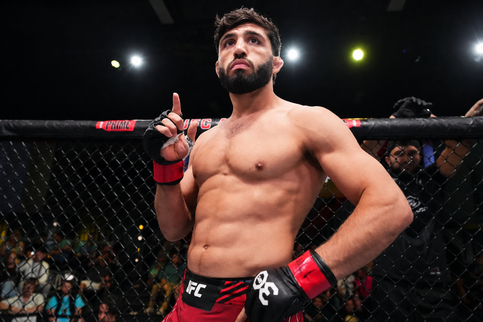 Арман Царукян титульный бой: UFC пообещала шанс после поединка с Маурисио Руфи