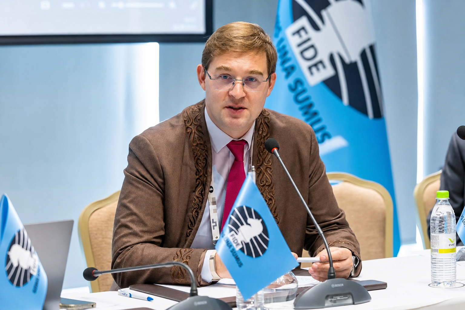 Новый президент ФИДЕ Тимур Турлов посетит Армению