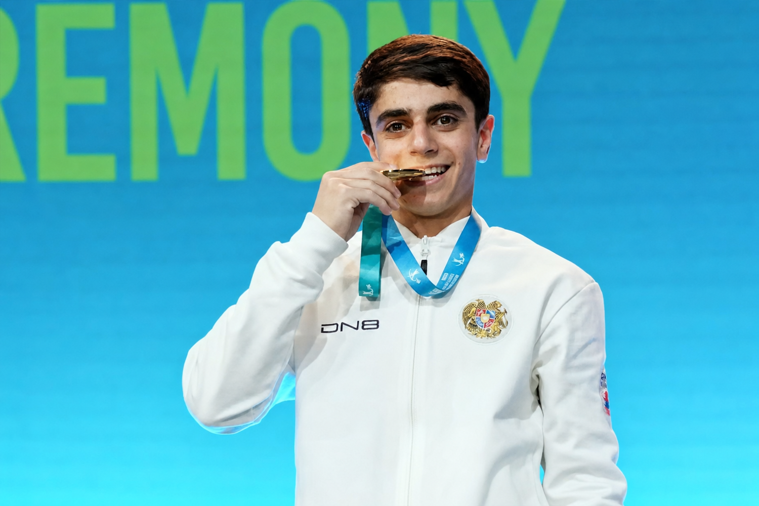 Гамлет Манукян стал чемпионом мира по спортивной гимнастике