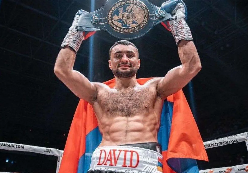 Давид Аванесян будет выступать под армянским флагом