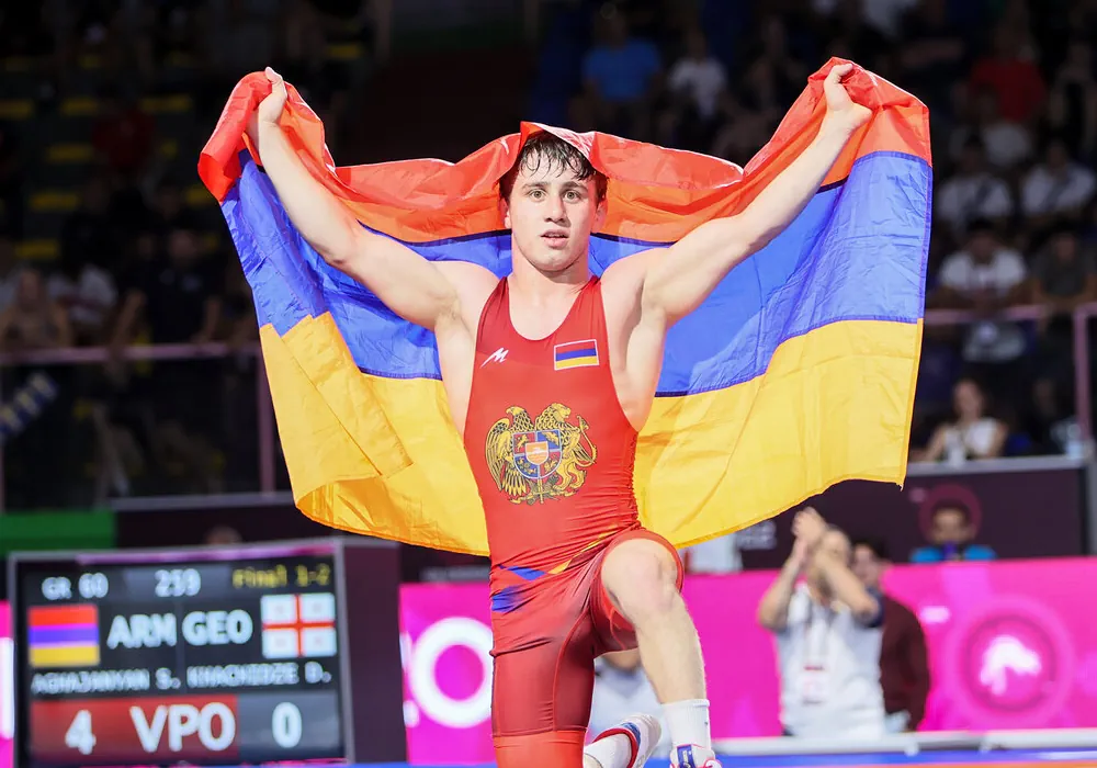 Армянские борцы завоевали 4 медали на турнире в Эстонии